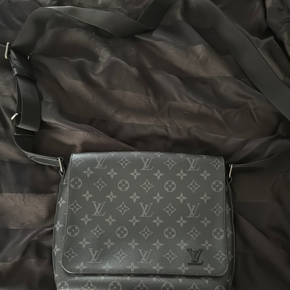 Louis Vuitton Black Monogram Men's Bag